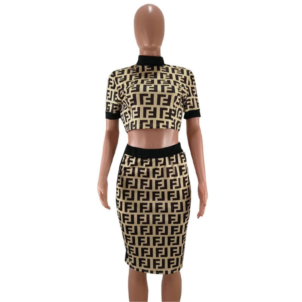 Fashion crop top and skirt